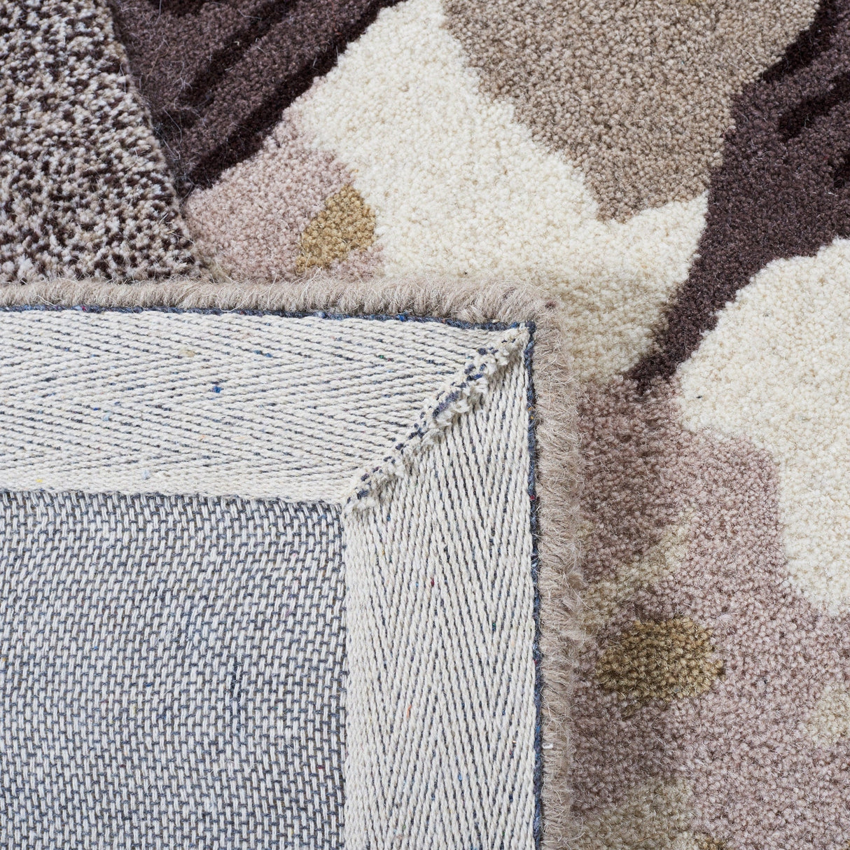 Safavieh Fifth Avenue Ftv127B Beige/Brown Rug - Safavieh - ftv127b - 4