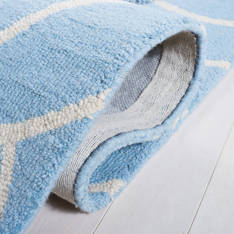Safavieh Fifth Avenue Ftv127N Light Blue/Navy Rug - Safavieh - ftv127n - 4