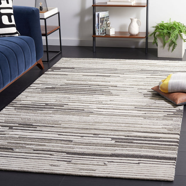 Safavieh Fifth Avenue Ftv132B Natural/Grey Rug - Safavieh - ftv132b - 3