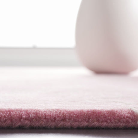 Safavieh Fifth Avenue Ftv135U Pink/Ivory Rug - Safavieh - ftv135u - 3