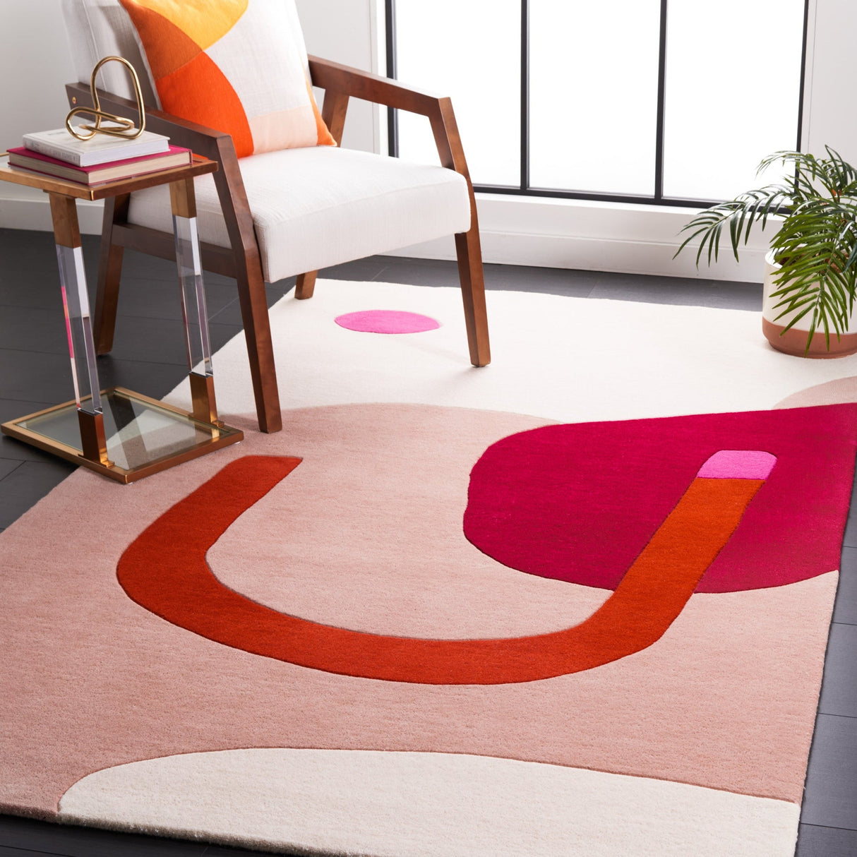 Safavieh Fifth Avenue Ftv143A Ivory/Red Rug - Safavieh - ftv143a - 5