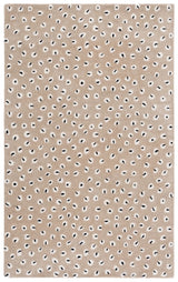 Safavieh Fifth Avenue 4'-0" x 6'-0" Rug in Beige / Ivory