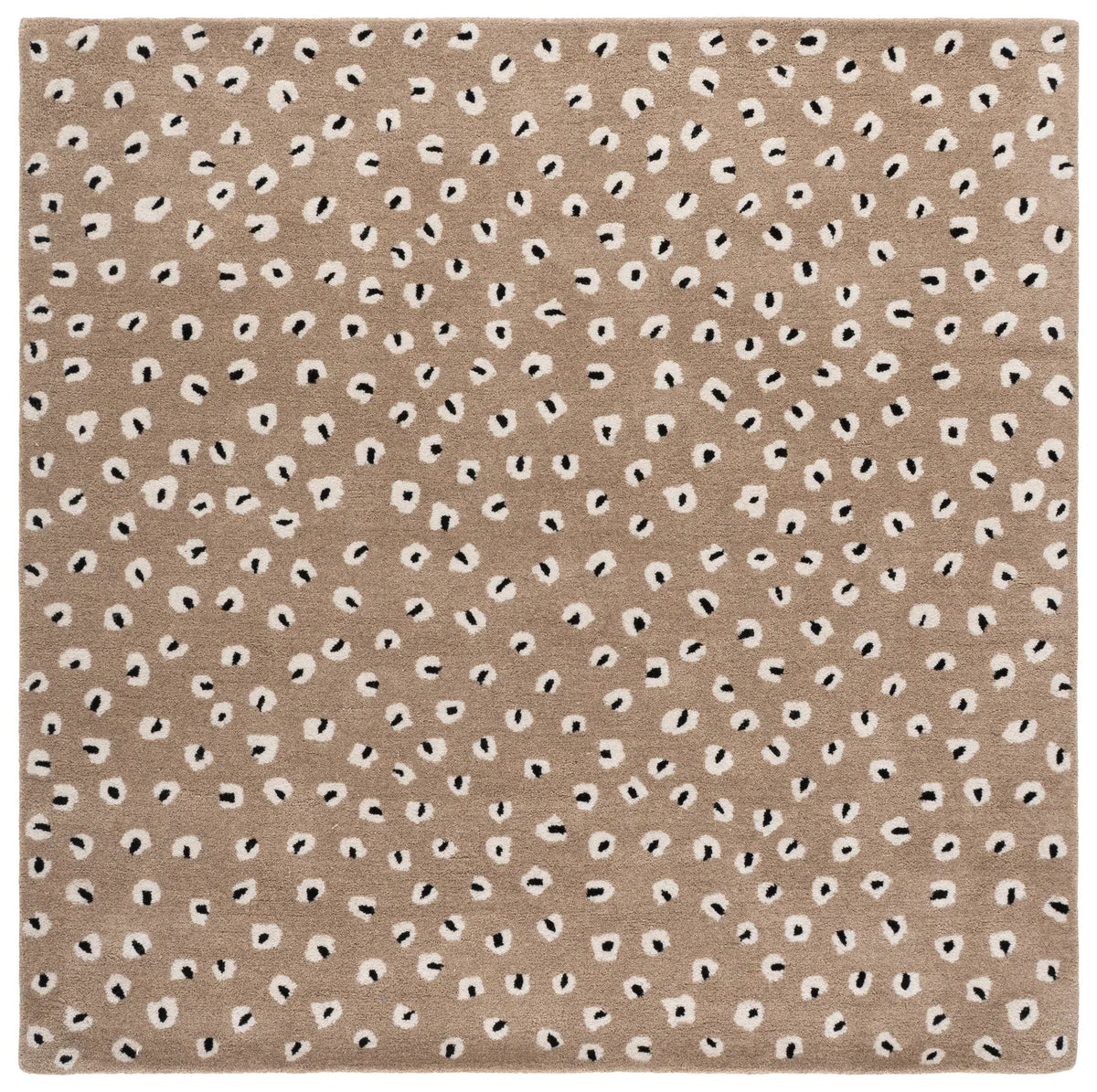 Safavieh Fifth Avenue 6'-0" x 6'-0" Rug in Beige / Ivory
