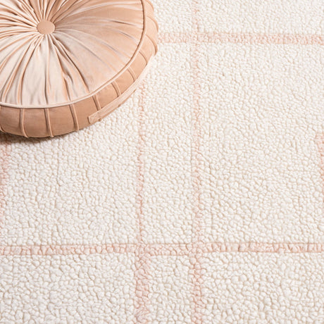 Safavieh Fifth Avenue Ftv201A Ivory/Pink Rug - Safavieh - ftv201a - 28