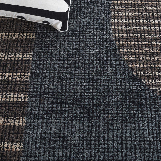 Safavieh Fifth Avenue Ftv401B Beige/Grey Rug - Safavieh - ftv401b - 5