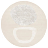 Safavieh Fifth Avenue 6'-0" x 6'-0" Rug in Ivory / Grey