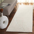 Safavieh Fifth Avenue 2'-3" x 8'-0" Rug in Ivory