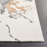 Safavieh Fifth Avenue 4'-0" x 6'-0" Rug in Beige / Grey