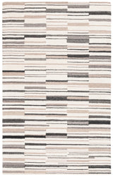 Safavieh Fifth Avenue 4'-0" x 6'-0" Rug in Ivory / Grey