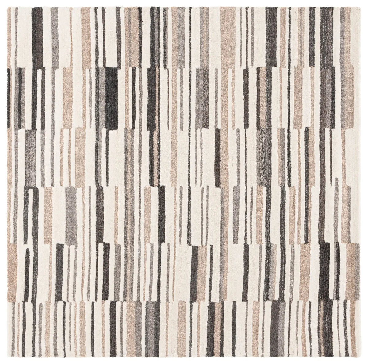 Safavieh Fifth Avenue 6'-0" x 6'-0" Rug in Ivory / Grey