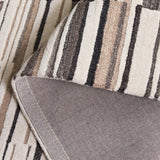 Safavieh Fifth Avenue 4'-0" x 6'-0" Rug in Ivory / Grey