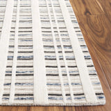 Safavieh Fifth Avenue 4'-0" x 6'-0" Rug in Dark Grey / Ivory