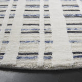 Safavieh Fifth Avenue 6'-0" x 6'-0" Rug in Dark Grey / Ivory