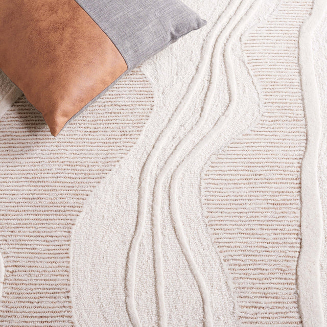 Safavieh Fifth Avenue Ftv802A Natural/Ivory Rug - Safavieh - ftv802a - 3