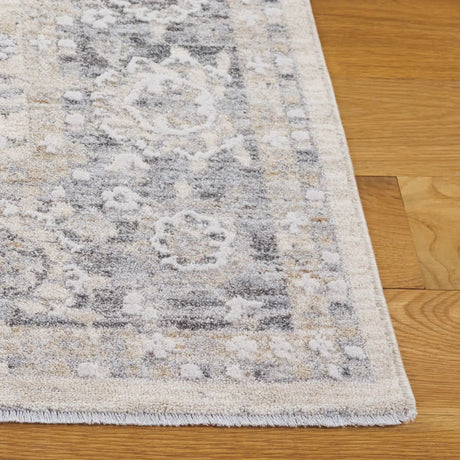 Safavieh Finley 4'-0" x 6'-0" Rug in Grey / Beige