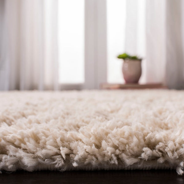 Safavieh Fontana Shag Fnt800B Creme Rugs - Safavieh - fnt800b - 7r