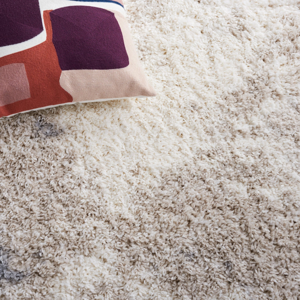 Safavieh Fontana Shag Fnt829A Ivory/Grey Rug - Safavieh - fnt829a - 4
