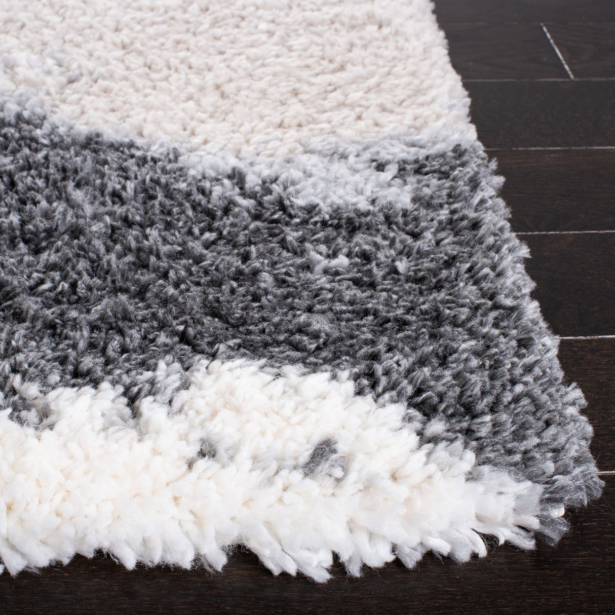 Safavieh Fontana Shag Fnt892A Ivory/Grey Rugs - Safavieh - fnt892a - 7r