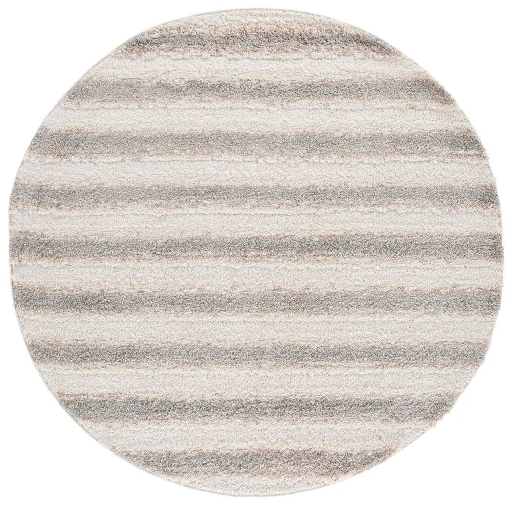 Safavieh Gemma Shag 6'-7" x 6'-7" Rug in Ivory / Beige Grey