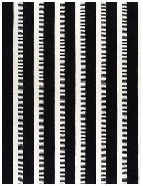 Safavieh Genre 8'-0" x 10'-0" Rug in Black / Ivory