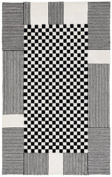 Safavieh Genre 4'-0" x 6'-0" Rug in Black / Ivory