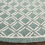 Safavieh Genre 6'-0" x 6'-0" Rug in Green / Ivory