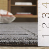 Safavieh Genre 4'-0" x 6'-0" Rug in Grey
