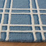 Safavieh Genre 6'-0" x 6'-0" Rug in Blue / Ivory