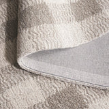 Safavieh Genre 4'-0" x 6'-0" Rug in Grey / Ivory
