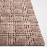 Safavieh Genre 4'-0" x 6'-0" Rug in Brown