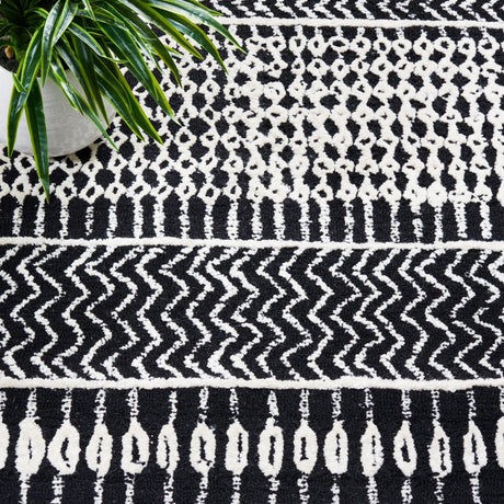 Safavieh Glamour Glm538Z Black/Ivory Rug - Safavieh - glm538z - 6r