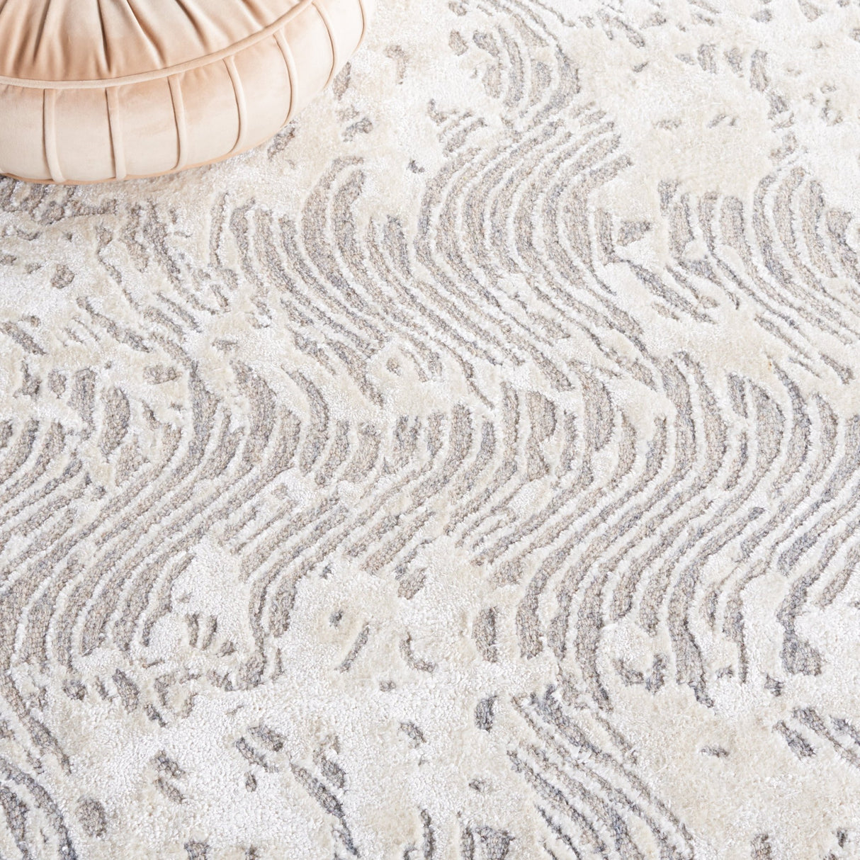 Safavieh Glamour Glm605G Light Grey/Ivory Rug - Safavieh - glm605g - 28