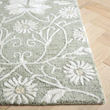 Safavieh Glamour 4'-0" x 6'-0" Rug in Sage / Ivory