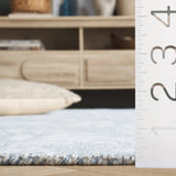 Safavieh Glamour 4'-0" x 6'-0" Rug in Blue / Ivory