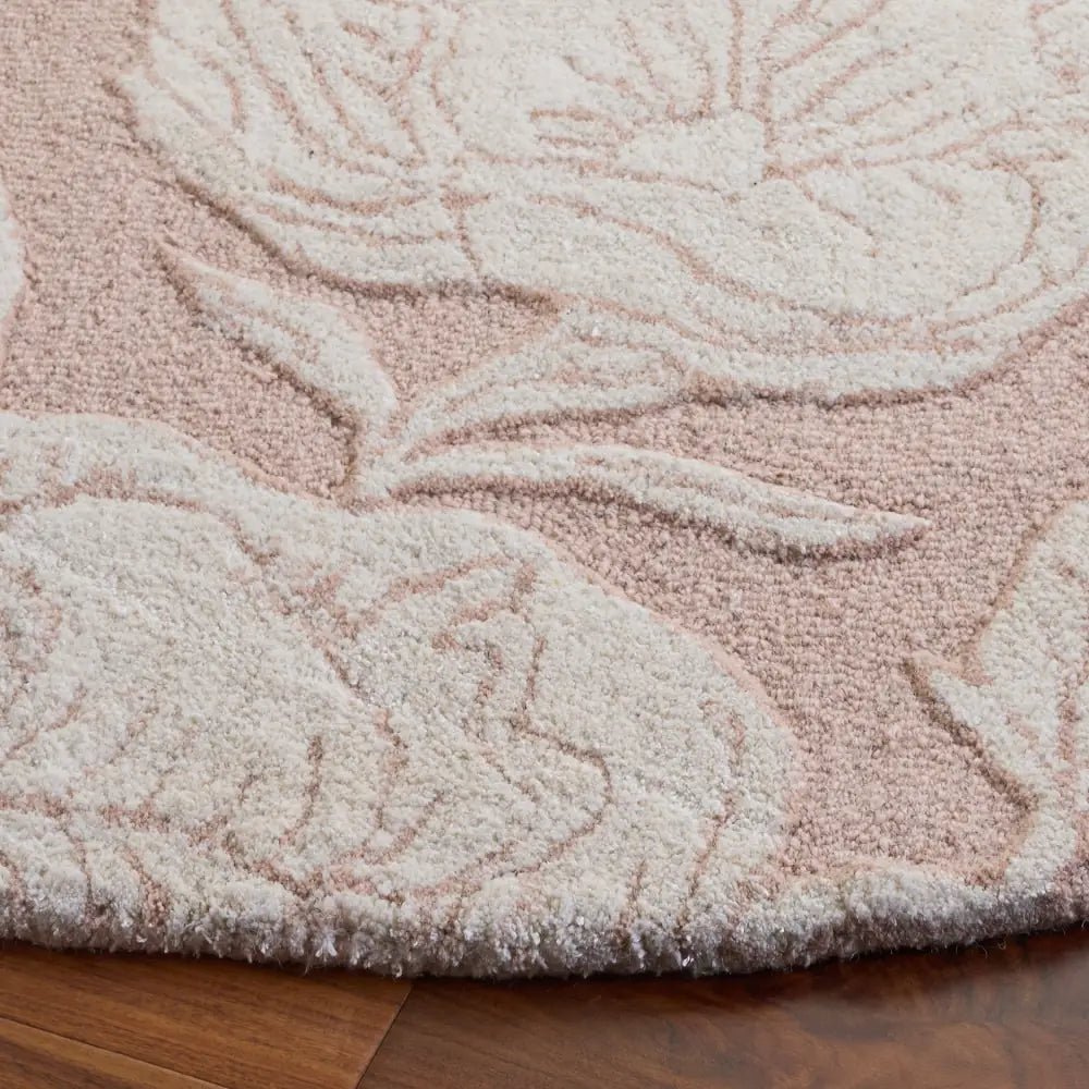 Safavieh Glamour 6'-0" x 6'-0" Rug in Light Pink / Ivory