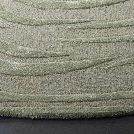 Safavieh Glamour 6'-0" x 6'-0" Rug in Sage Green