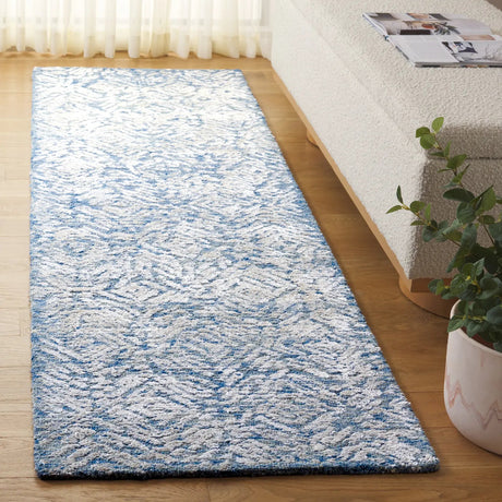 Safavieh Glamour 2'-3" x 8'-0" Rug in Blue / Ivory