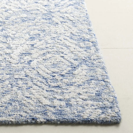 Safavieh Glamour 4'-0" x 6'-0" Rug in Blue / Ivory