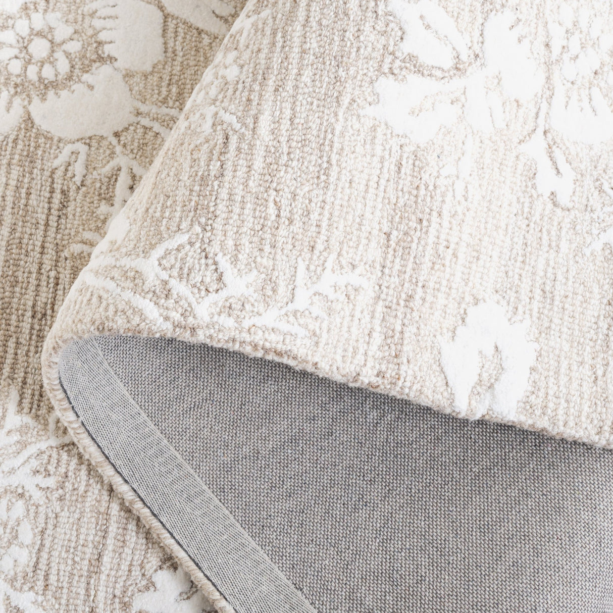 Safavieh Glamour Glm625B Beige/Ivory Rug - Safavieh - glm625b - 3