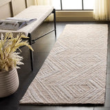 Safavieh Glamour 2'-3" x 8'-0" Rug in Beige / Ivory
