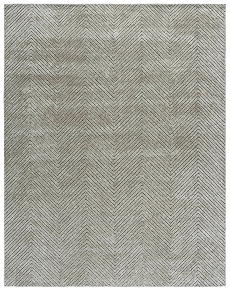 Safavieh Glamour 8'-0" x 10'-0" Rug in Silver