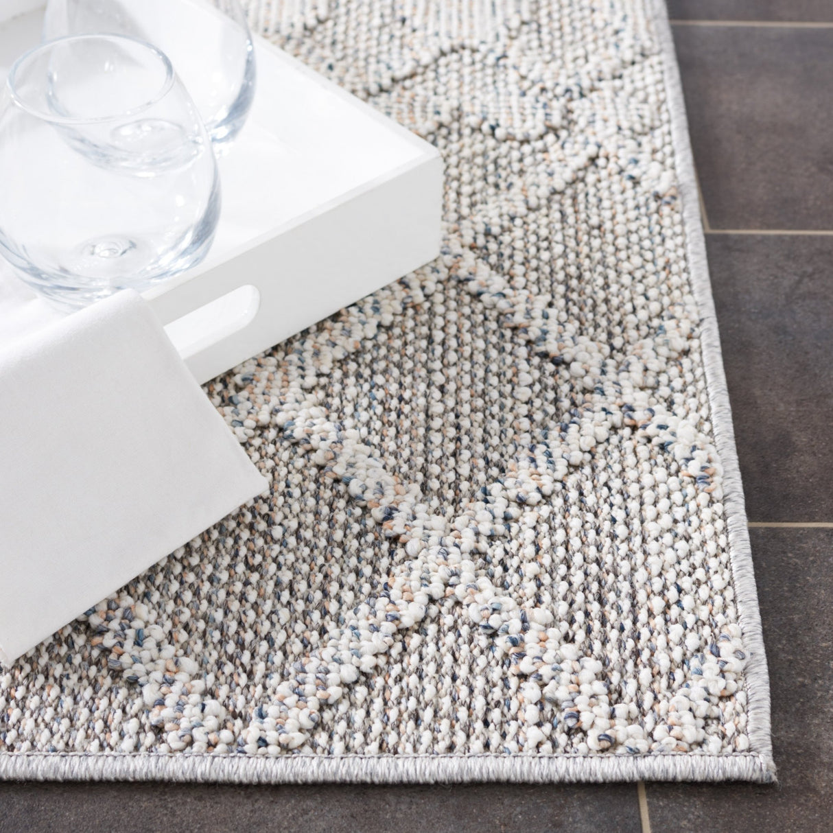 Safavieh Global Glb206F Grey/Ivory Rug - Safavieh - glb206f - 4