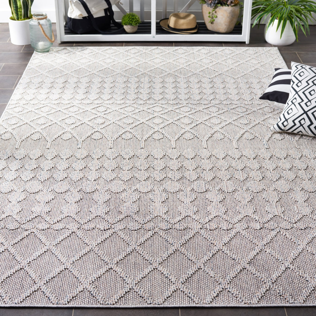 Safavieh Global Glb206F Grey/Ivory Rug - Safavieh - glb206f - 4