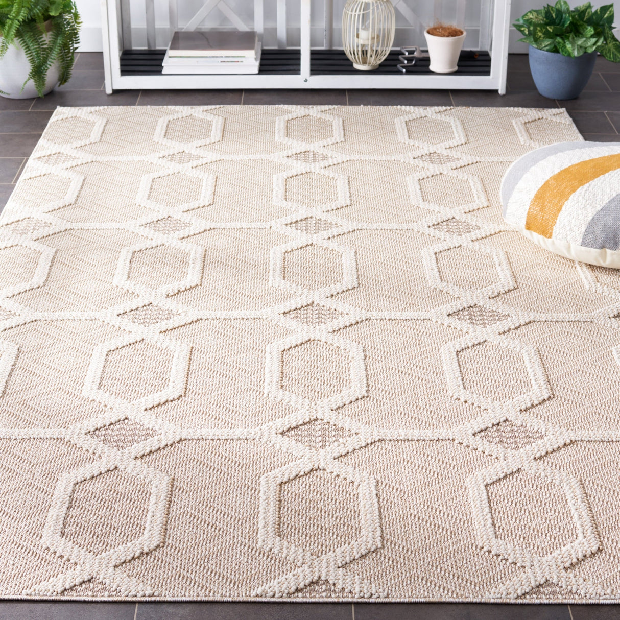 Safavieh Global Glb416B Beige/Ivory Rug - Safavieh - glb416b - 4