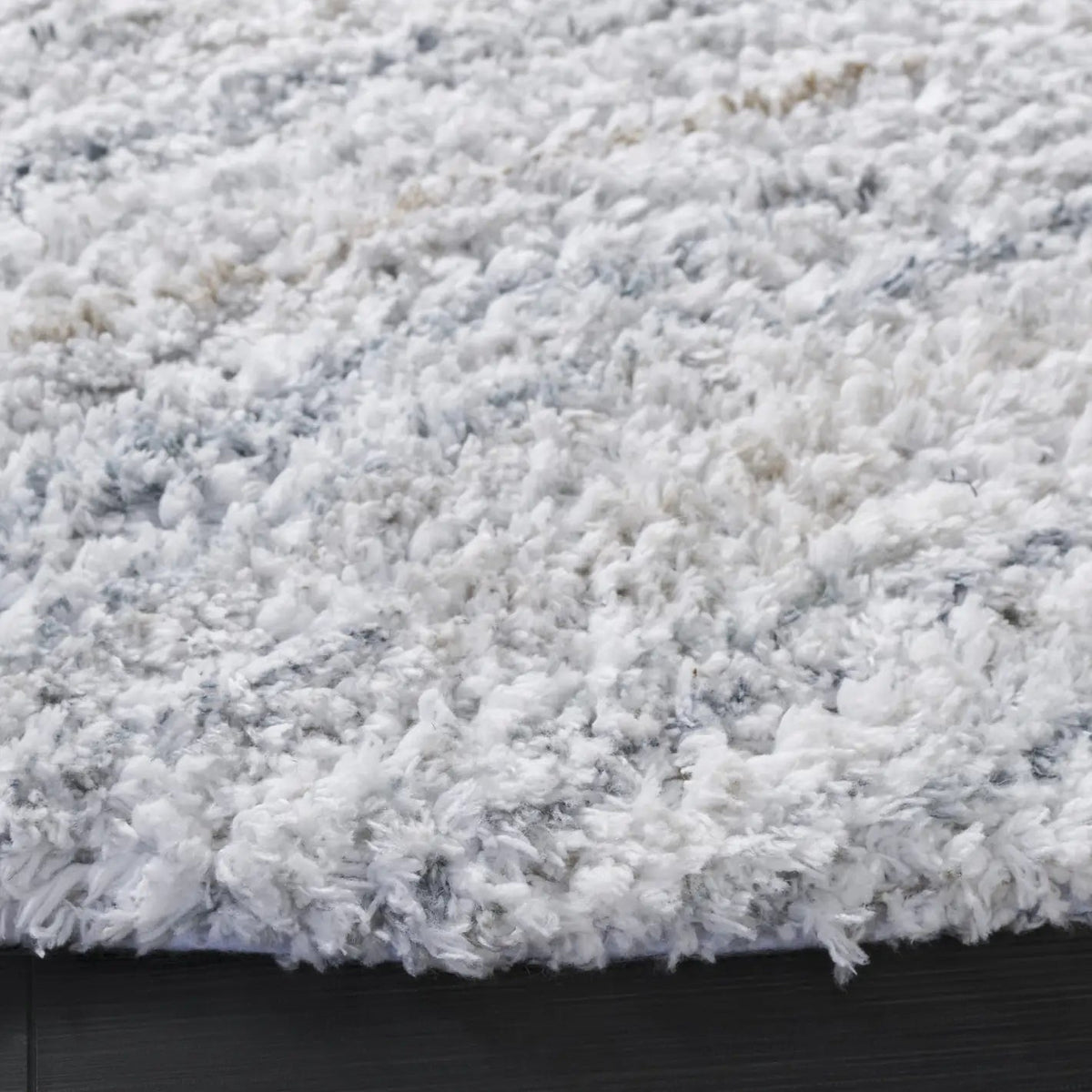 Safavieh Glory Shag 6'-0" x 6'-0" Rug in Ivory / Light Blue