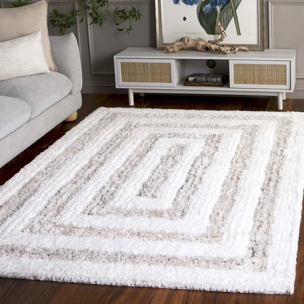 Safavieh Glory Shag 4'-0" x 6'-0" Rug in Ivory / Beige