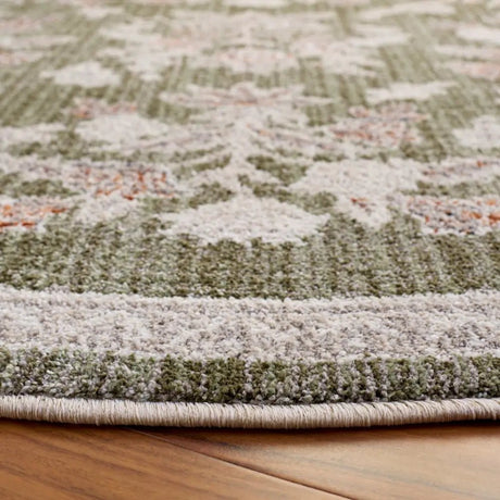 Safavieh Grove 6'-7" x 6'-7" Rug in Green / Ivory