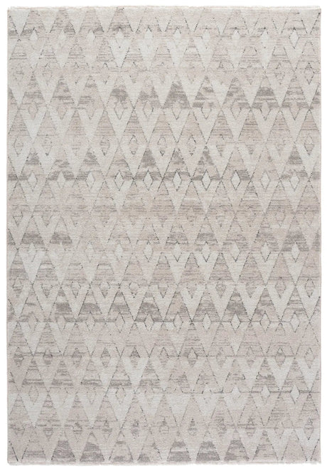 Safavieh Grove 5'-3" x 7'-6" Rug in Ivory / Beige
