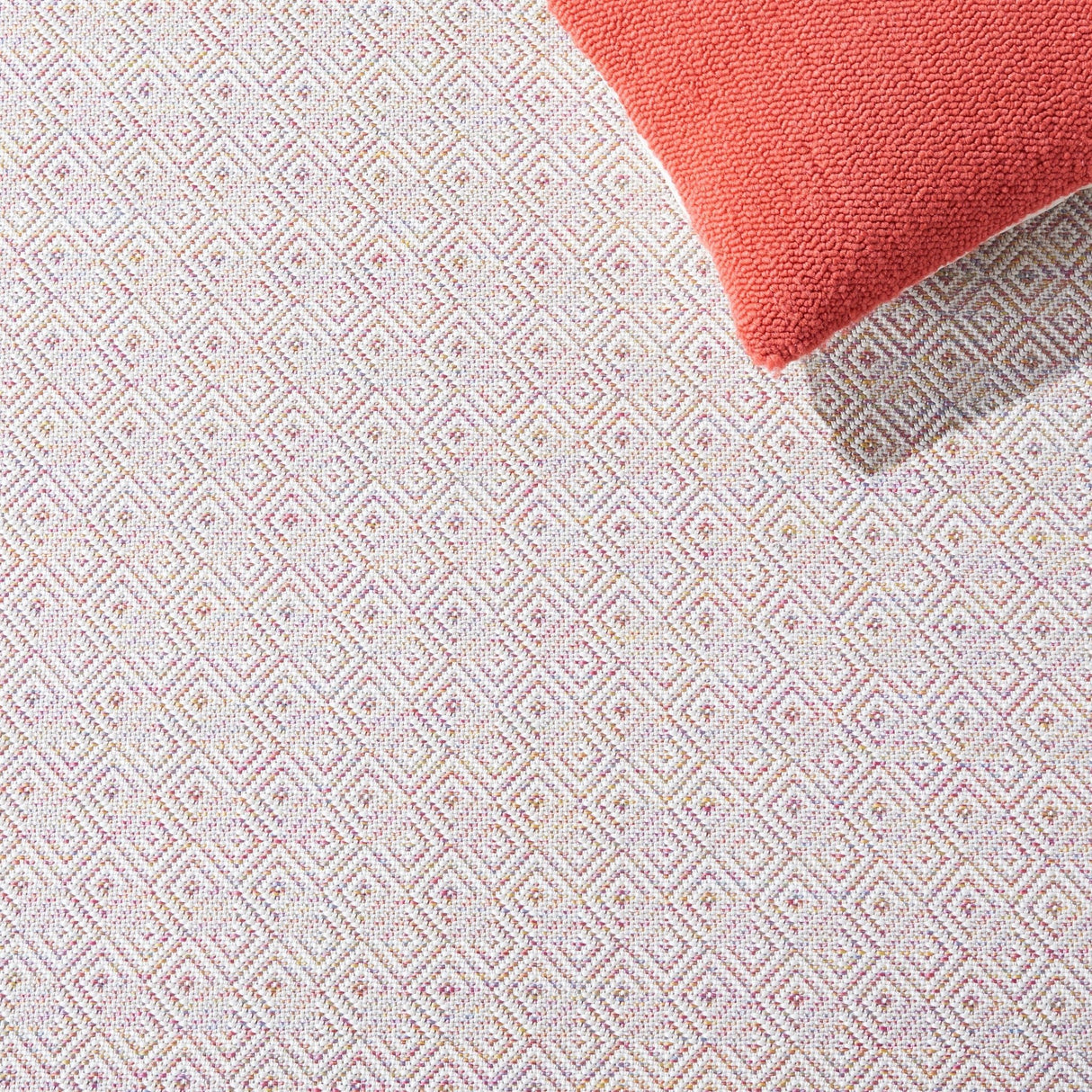 Safavieh Hampton Htn230V Light Pink/Multi Rug - Safavieh - htn230v - 4