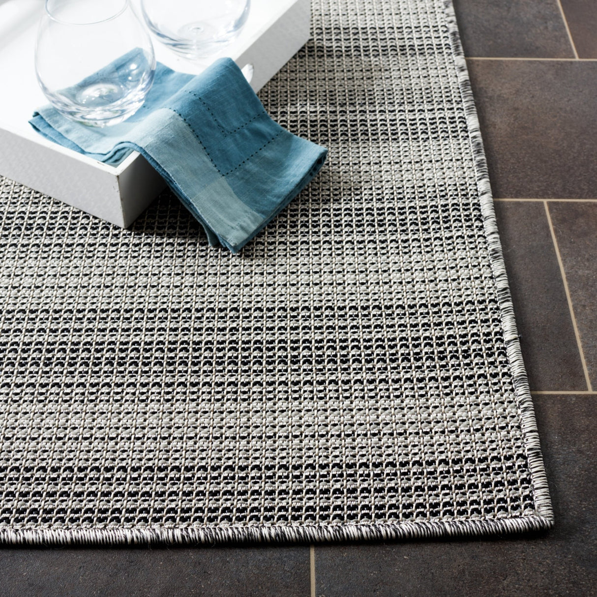 Safavieh Hampton Htn231G Black/Grey Rug - Safavieh - htn231g - 4